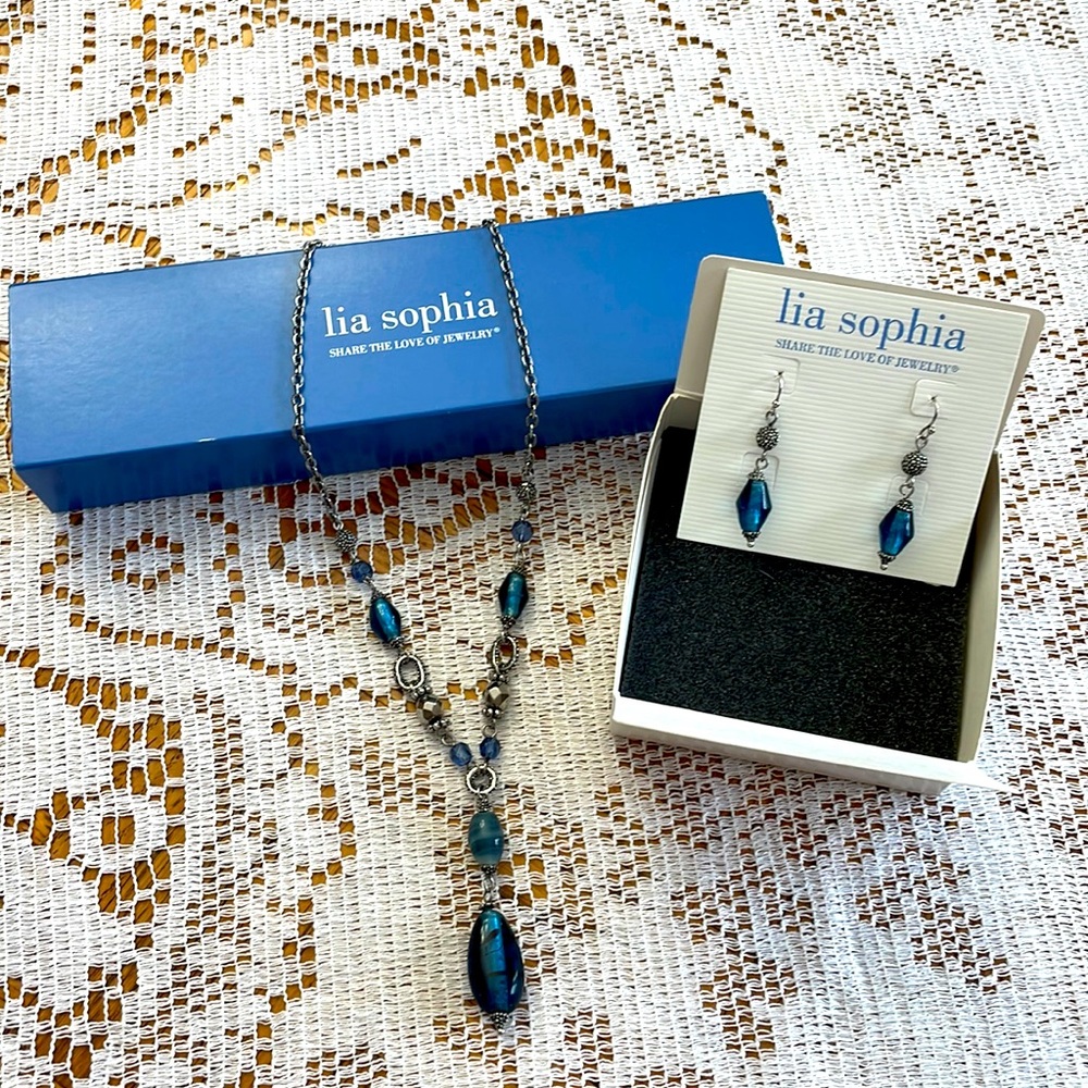 Lia sophia necklace and earrings
